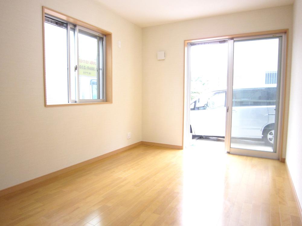 Non-living room. ■ 1F Western-style 6.8 Pledge