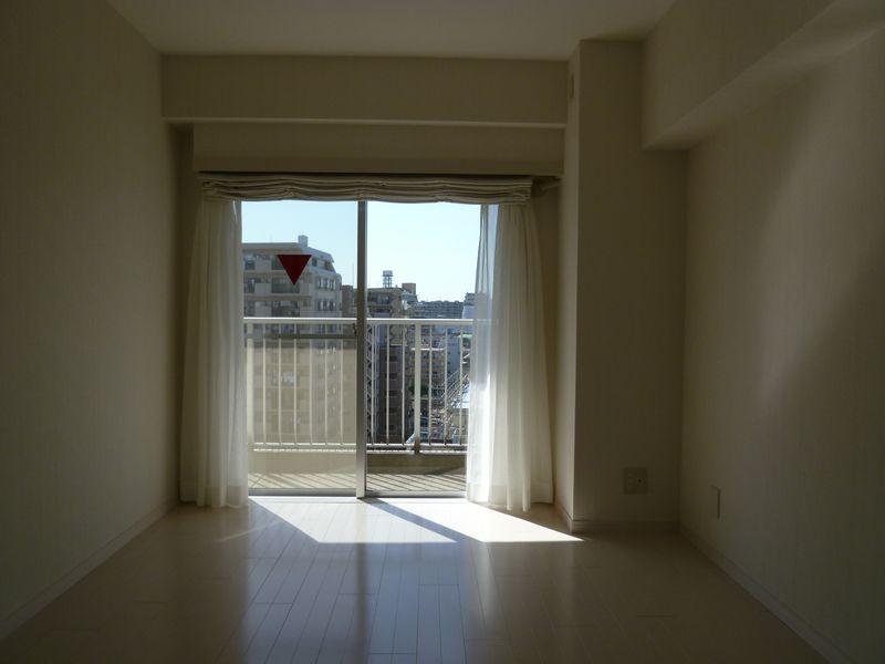 Non-living room. Balcony from Western-style 6.3 Pledge