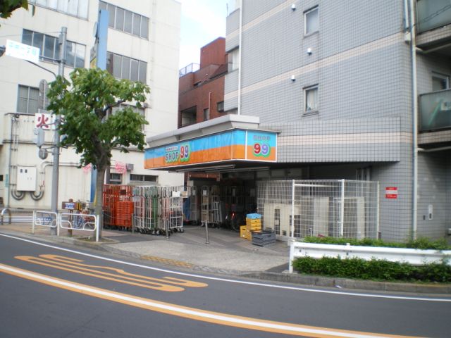 Convenience store. Store up to 100 (convenience store) 180m