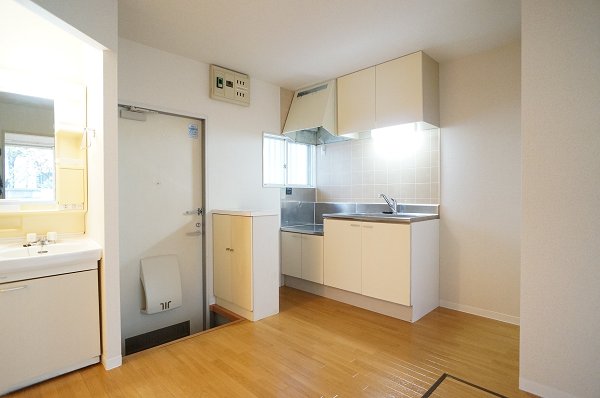 Kitchen. kitchen ~ Entrance ~ Washroom