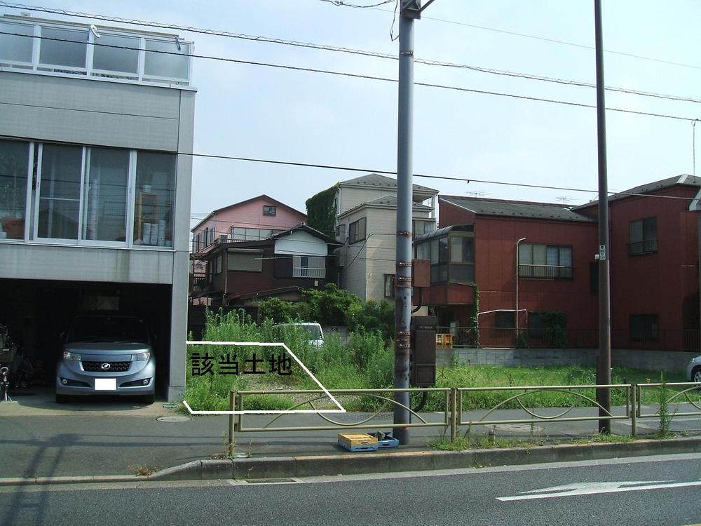 Local photos, including front road. Local (July 2010) Shooting