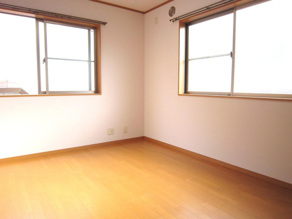 Non-living room.  ■ Second floor Western-style 6 Pledge.