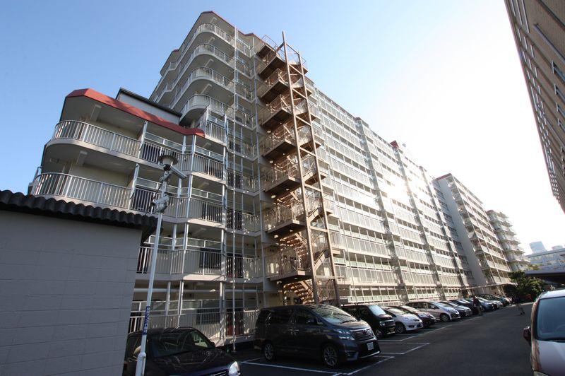 Local appearance photo. There park on site