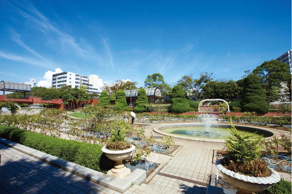 park. Construction housing performance with evaluation / Design house performance with evaluation / Corresponding to the flat-35S / Year Available / 2 along the line more accessible / Energy-saving water heaters / Super close / Within 2km to the sea / System kitchen / Bathroom Dryer / All room storage / A quiet residential area / Around traffic fewer / 24 hours garbage disposal Allowed / Washbasin with shower / Security enhancement / Barrier-free / Plane parking / Double-glazing / Bicycle-parking space / Elevator / High speed Internet correspondence / Warm water washing toilet seat / TV monitor interphone / Leafy residential area / Ventilation good / All living room flooring / water filter / Pets Negotiable / BS ・ CS ・ CATV / Maintained sidewalk / Delivery Box / Bike shelter