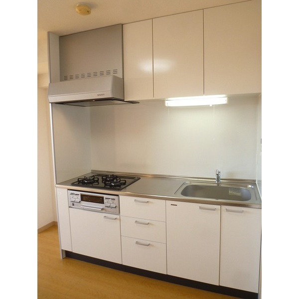 Kitchen. Separate room