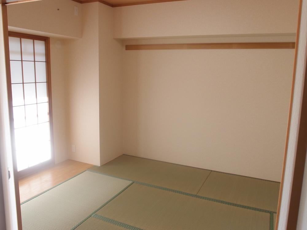 Non-living room. Japanese-style room 6 tatami