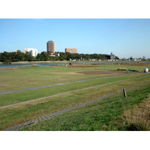park. 700m until the Edogawa river green space (park)