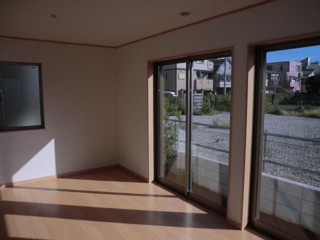 Living. Indoor (10 May 2013) Shooting