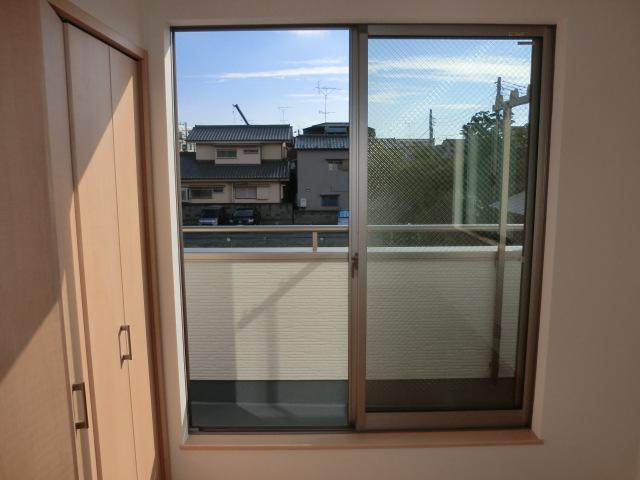 Non-living room. Indoor (10 May 2013) Shooting