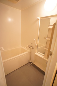 Bath. Popular reheating with bus