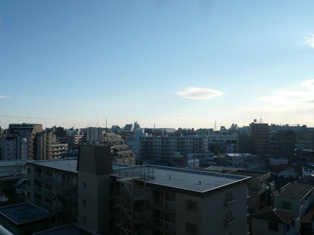 View photos from the dwelling unit. View from the site (December 2012 shooting)