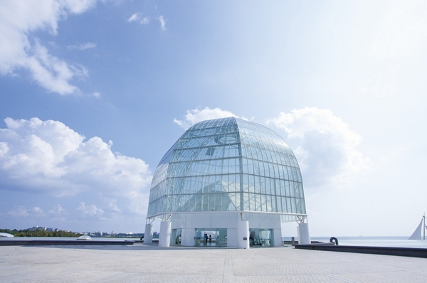Tokyo Sea Life Park (about 6.5km / Bicycle about 26 minutes ・ Car about 10 minutes)