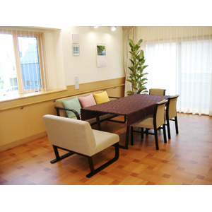 Other common areas. Living room ・ Cafeteria. You can also enjoy to drink a cup of tea in the hotel's kitchen.