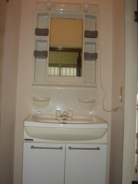 Washroom. Independent wash basin ☆