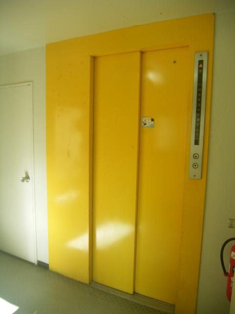 Other common areas. There Elevator!