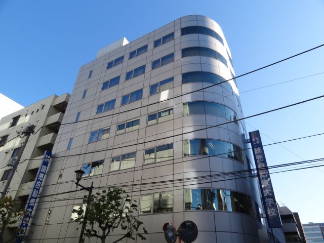 Other. 2100m to vocational school Yomiuri car large school (Other)