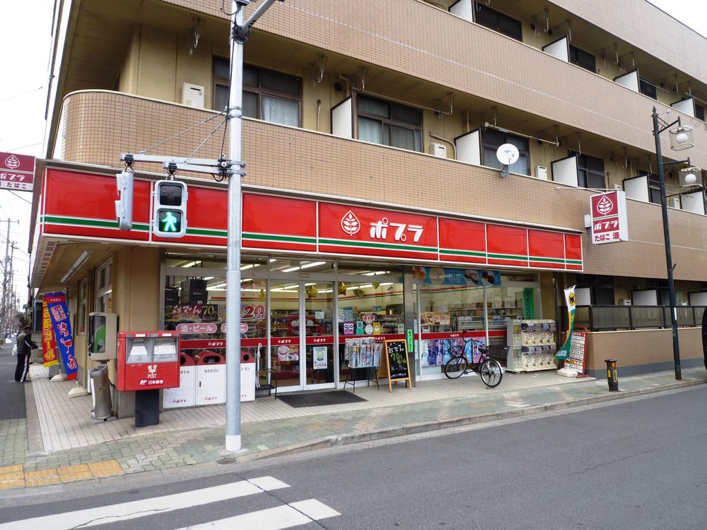 Convenience store. Poplar Nishimizue 3-chome up (convenience store) 438m