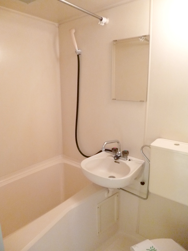 Bath. bus ・ toilet