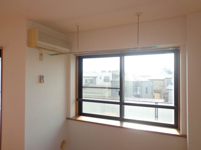 Other room space. Indoor clothes