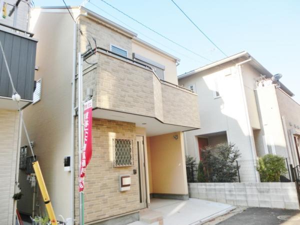 Local appearance photo. Local (December 2013 shooting)