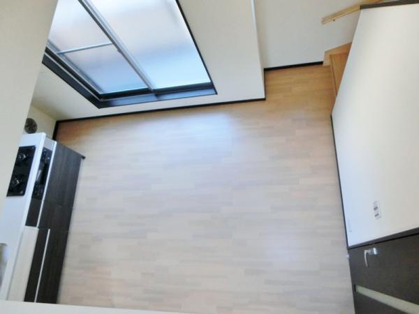 Living. Angle as viewed from the loft