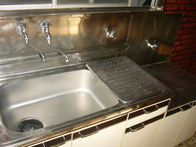 Kitchen. Put the gas stove kitchen, You also reasonable size in cooking.