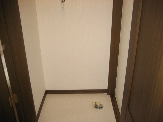 Other Equipment. Indoor Laundry Storage