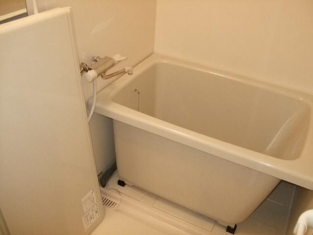 Bath. Bathroom (the same type)