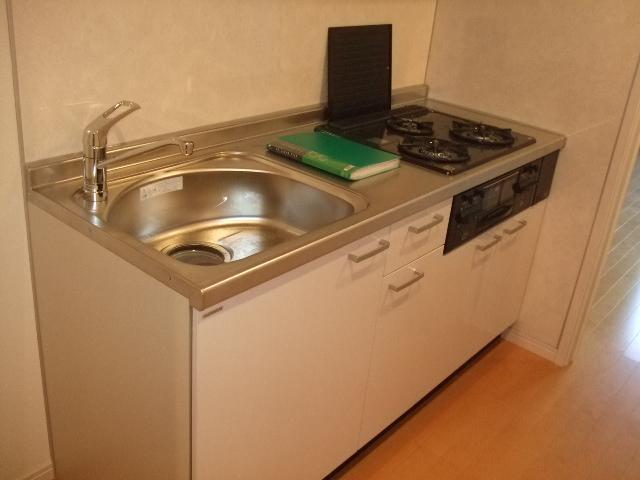 Kitchen. Kitchen (same type)