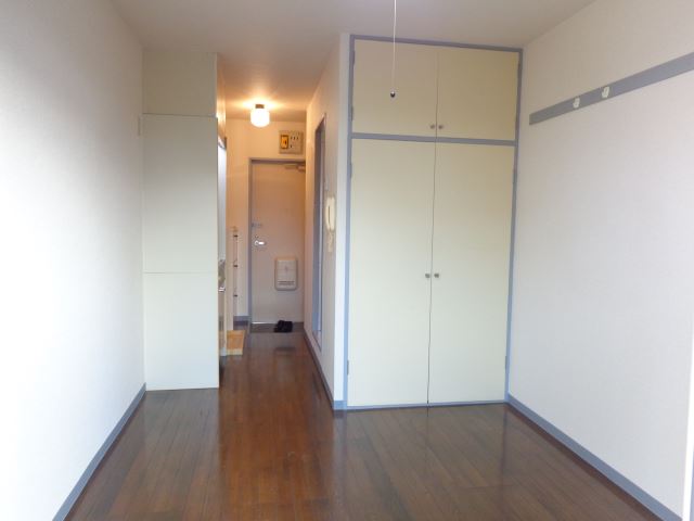 Living and room. Flooring