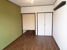 Living and room. Bulkhead. Living room and kitchen!