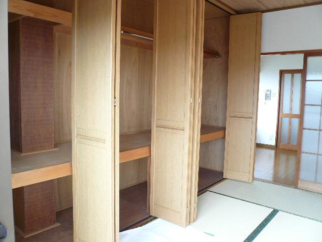 Receipt. Closet spacious ☆ 