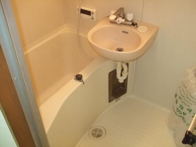 Bath. Bathroom (the same type)