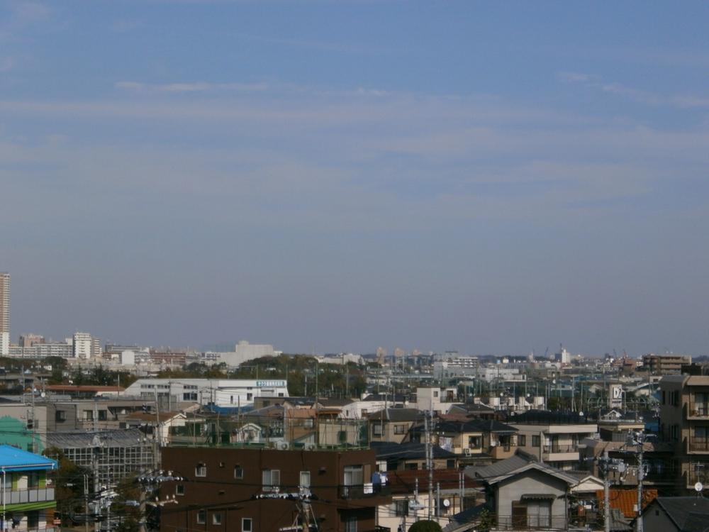 View photos from the dwelling unit. View from local (May 2013) Shooting