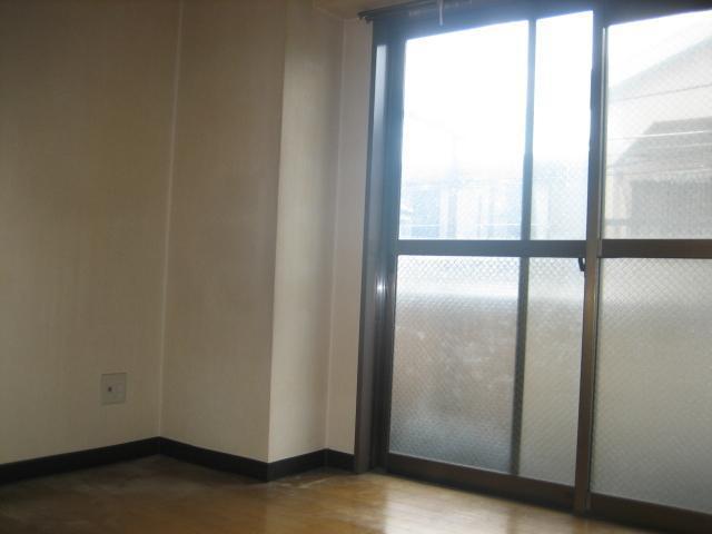 Living and room. Western-style 1