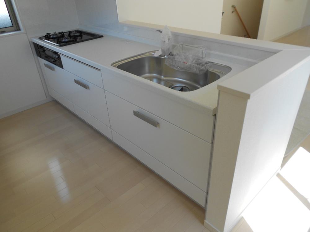 Same specifications photo (kitchen). Kitchen image