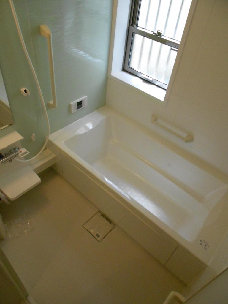 Same specifications photo (bathroom). Bathroom image