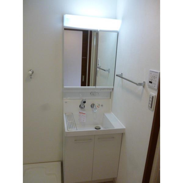 Edogawa-ku, Tokyo Nishikasai 3