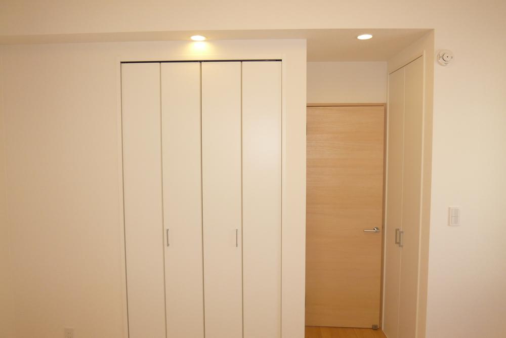 Same specifications photos (Other introspection). Same specifications