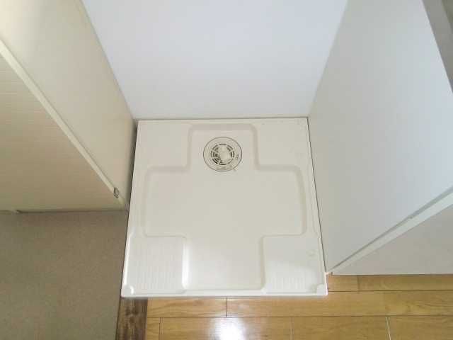 Other Equipment. Indoor Laundry Storage