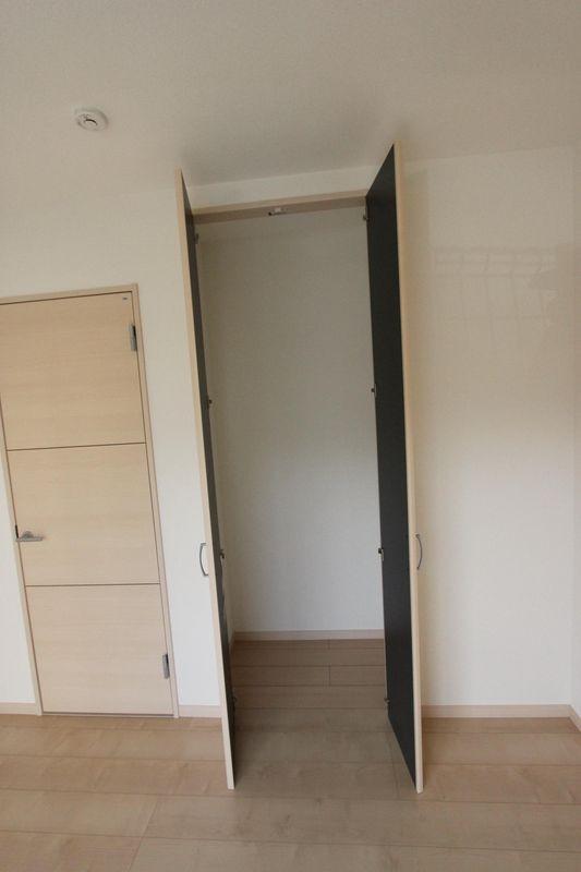 Receipt. Storage space