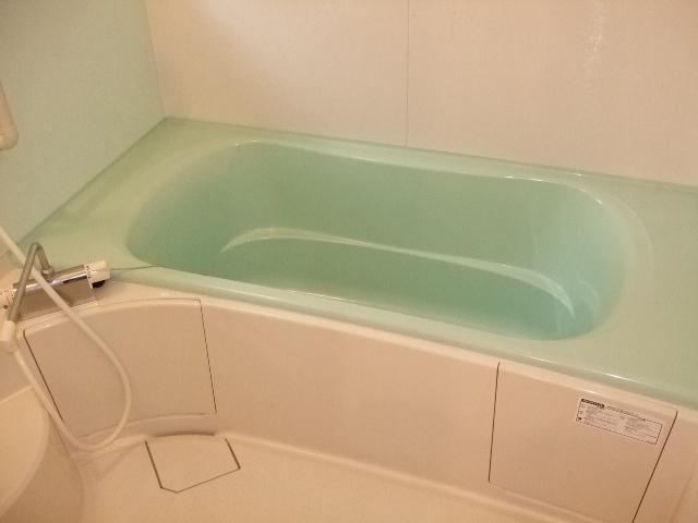 Bath. Bathroom (the same type)