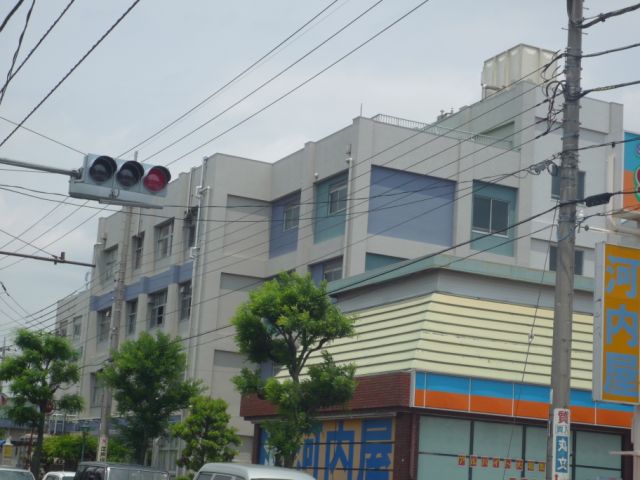 Junior high school. Municipal Koiwa until the second junior high school (junior high school) 330m