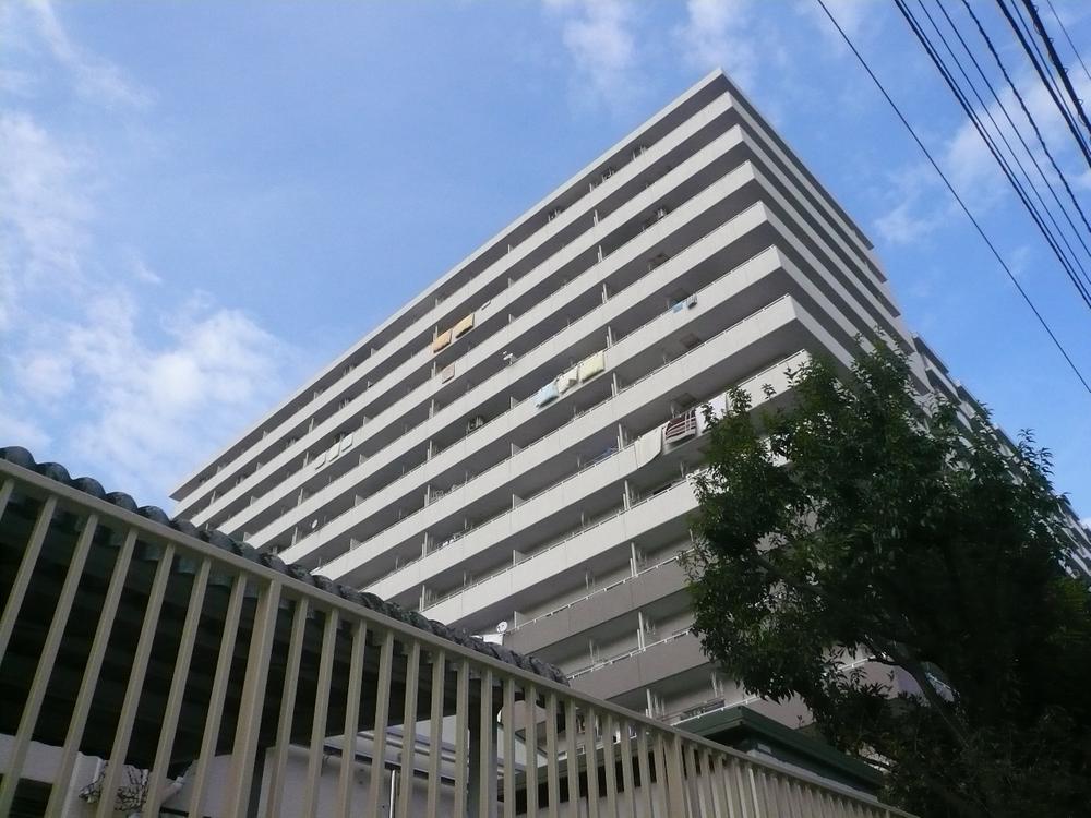 Local appearance photo. Local (11 May 2013) Shooting