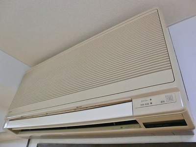 Other Equipment. Western style room, Each of the Japanese-style room comes with air conditioning.