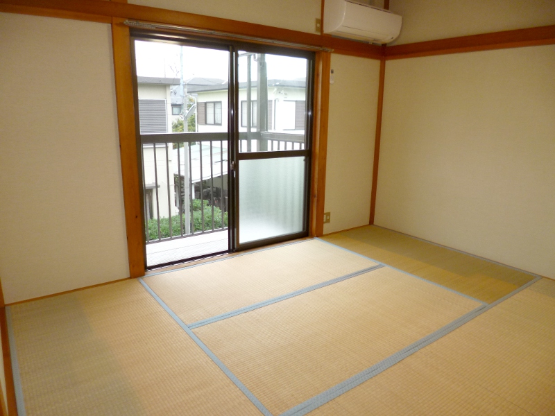 Other room space. South Japanese-style room