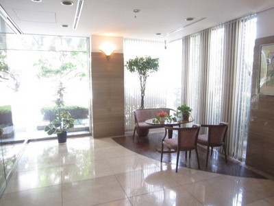 lobby. Please use the waiting room. 