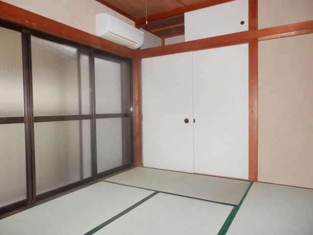 Living and room. room