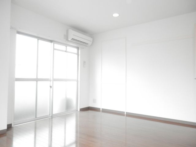 Living and room. room