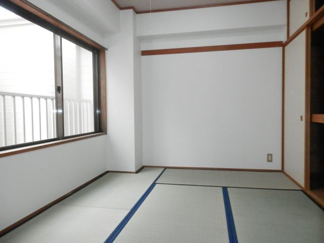 Living and room. room